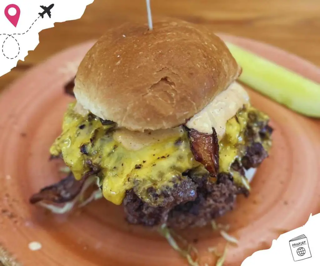 burger at doc ponds Stowe vermont