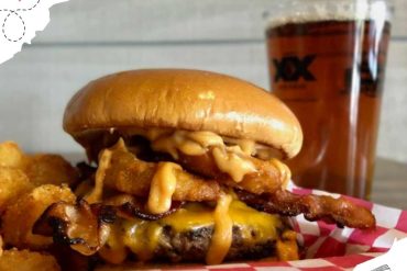 burgers and brews in Glendale az
