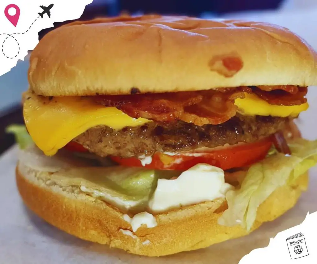 bacon cheeseburger at Giant Hamburgers in Mesa AZ