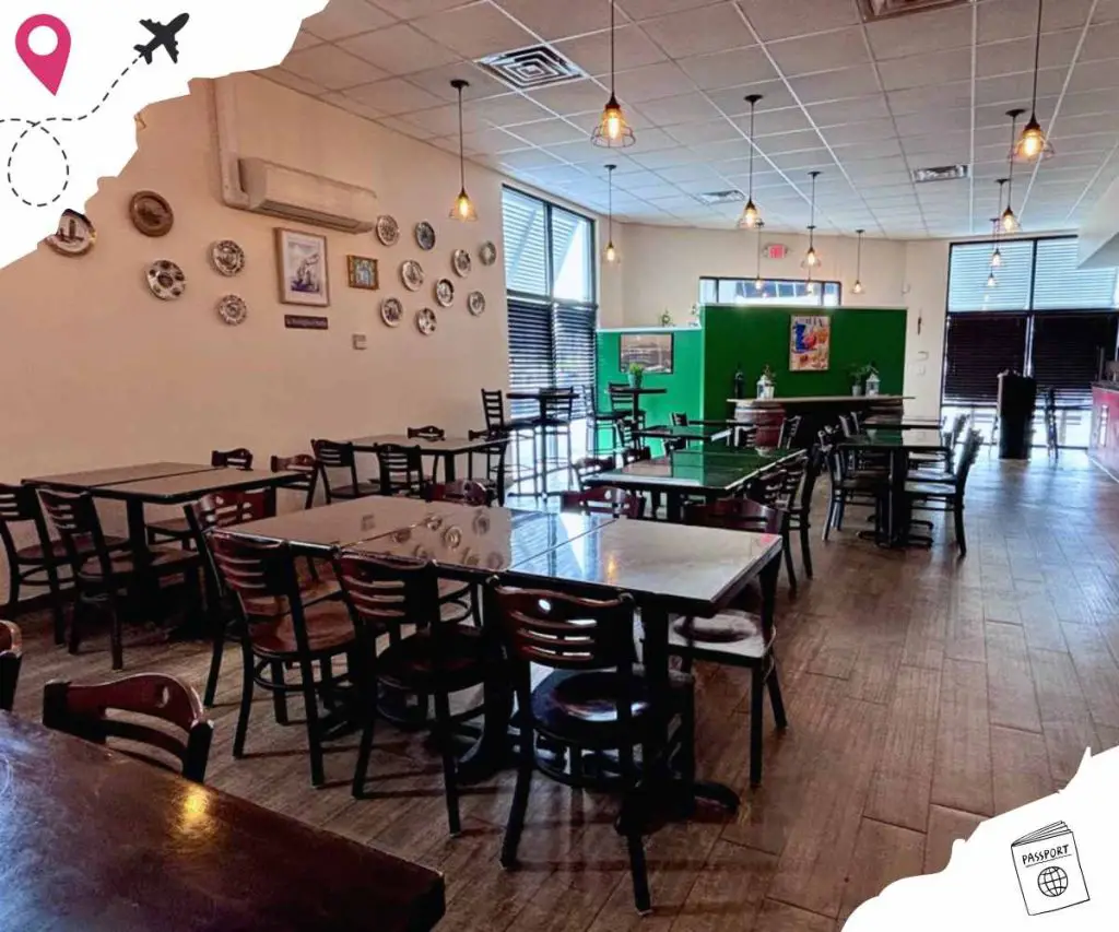 inside pizza amanti in Chesapeake va