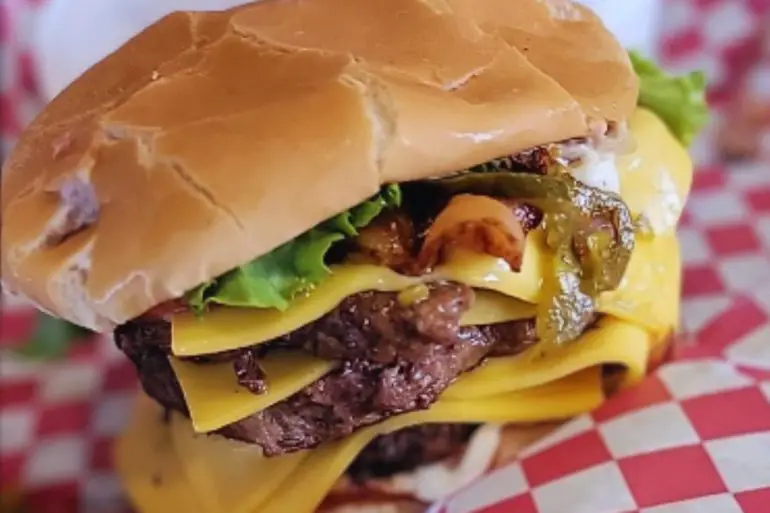 sam's super burgers in grand Bay, alabama