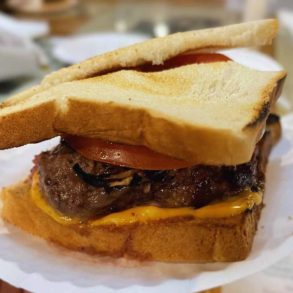 louis' lunch in New Haven connecticut