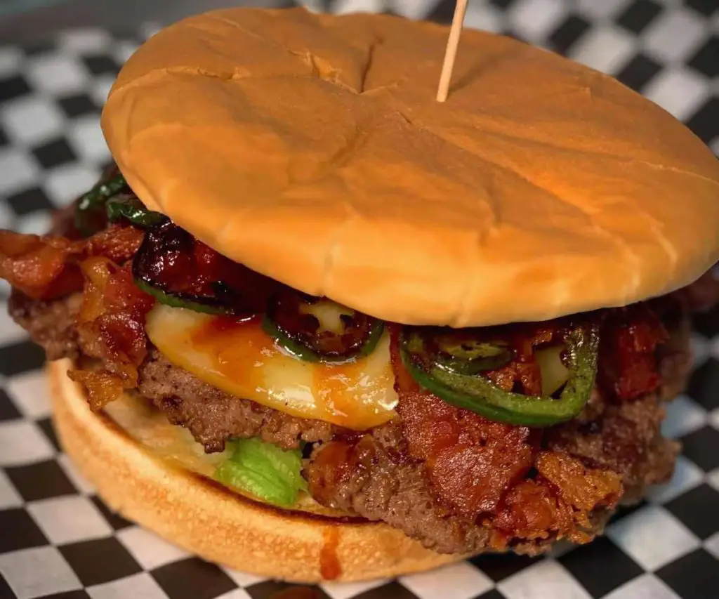 red boot grill in Lawton Oklahoma huge burger