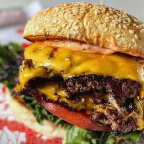 delicious burger at Carolina jax in Jacksonville florida
