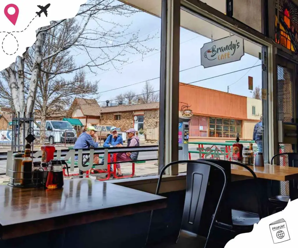 inside view brandy's cafe flagstaff