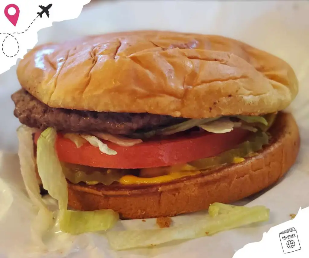 cheeseburger at willie's place in Wichita falls texas