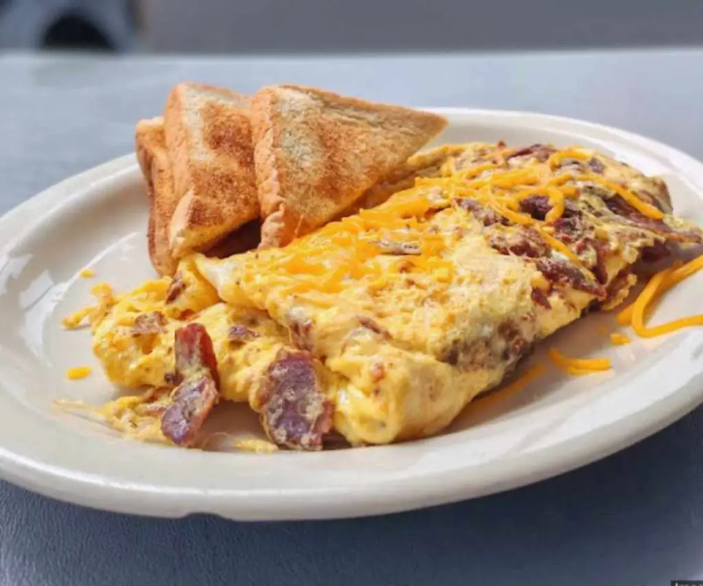 delicious omelet at lady di's diner in Saint Charles missouri