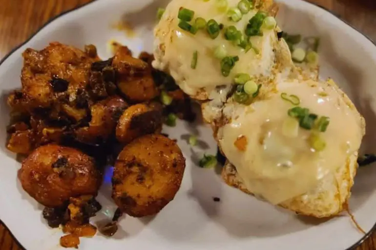 breakfast at the sidewalk cafe in Richmond va