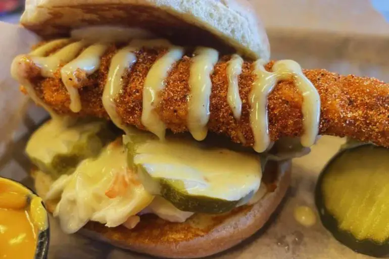 chicken slider at hot chicken alley in phoenix arizona