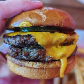 double cheeseburger at beth's burger bar in lake mary