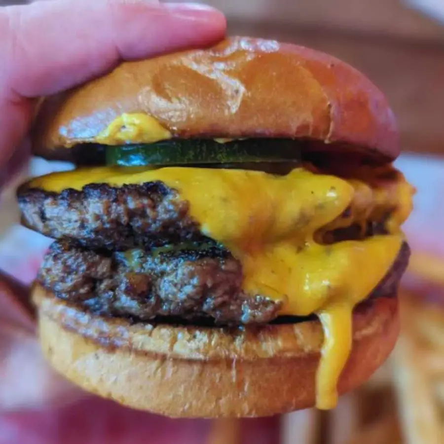 Girly restaurants near me