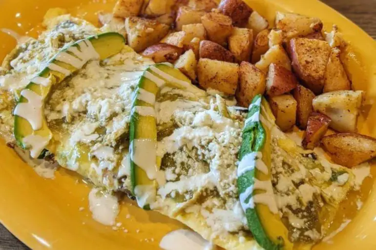 El Rey omelette at bagner & alexa's in Greensboro, North carolina