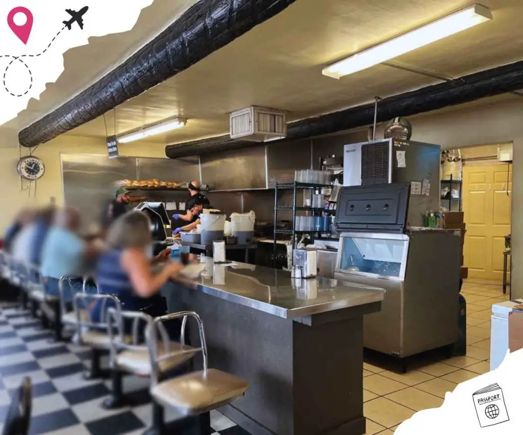 inside rosco's burger inn in El Paso texas