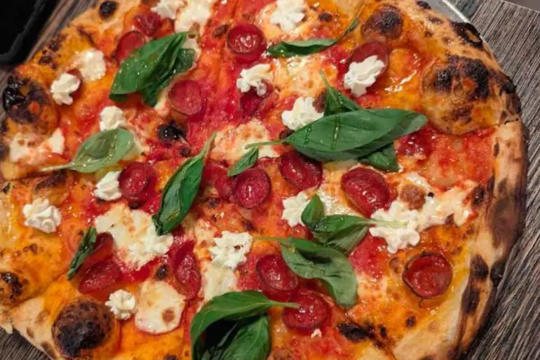 pizza at itri wood fired in Bristol pennsylvania