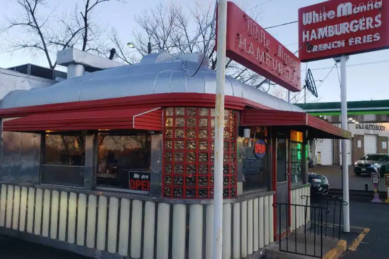 white manna hamburgers in Hackensack new jersey