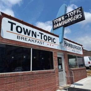 outside town topic in Kansas City missouri
