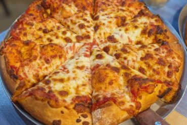 fresh pizza at slice and dice pizzeria in Albuquerque NM