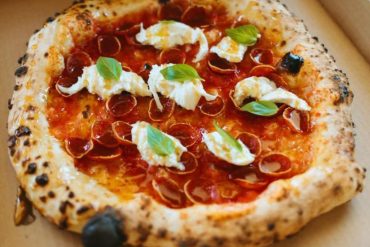 wood fired pizza at nuovo wood fired pizza in Clovis california