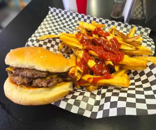 burger and fries at joe's route 66 diner in Stratford missouri