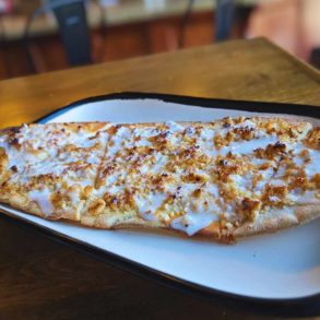 flat bread pizza at Maple Street pizza company in Wichita kansas