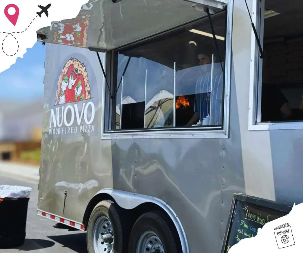 The pizza food truck nuovo wood fired pizza in Clovis california