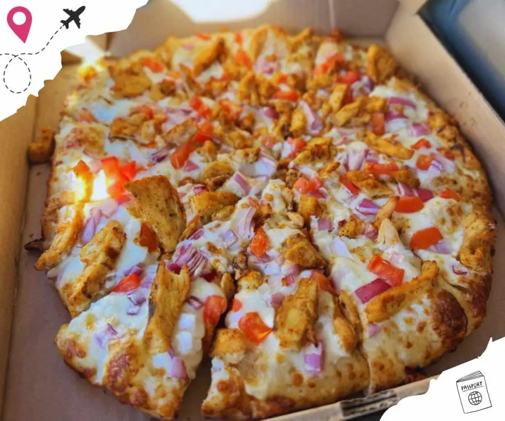 chicken tika pizza at Desi pizza bites in Stockton california