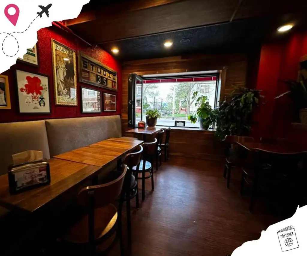 inside fibonacci's pizzeria in Columbus ohio