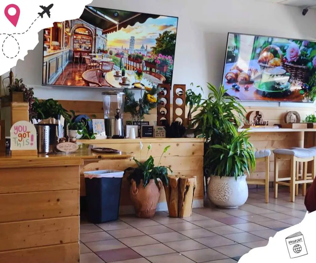 cute interior of cafe 33 in sacramento