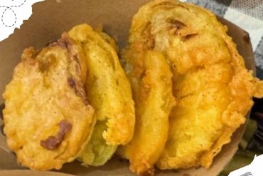 fried green tomatoes at irondale cafe in irondale alabama