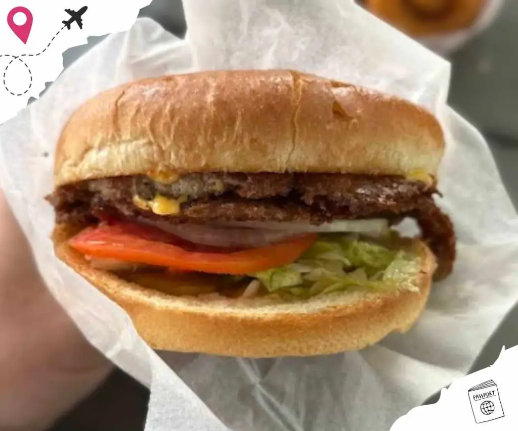 Delicous burger at Belew's Diary Bar in Benton, Kentucky