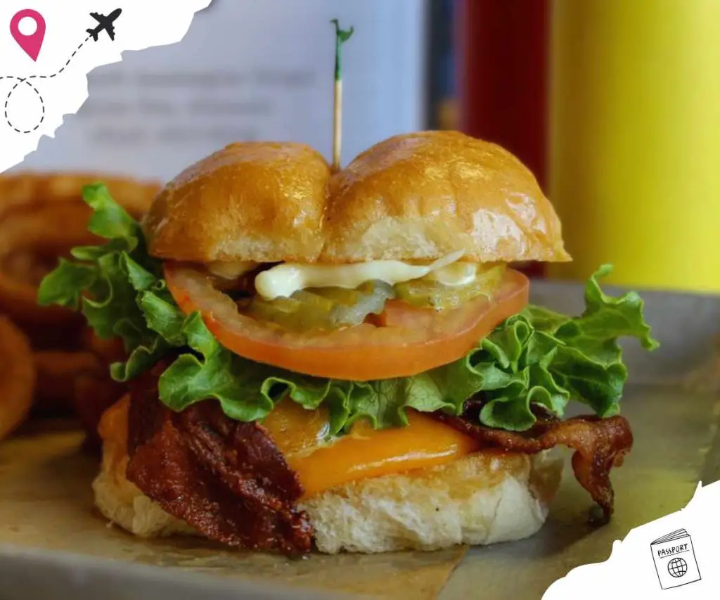 burger at al's hamburger shop in green Bay wisconsin