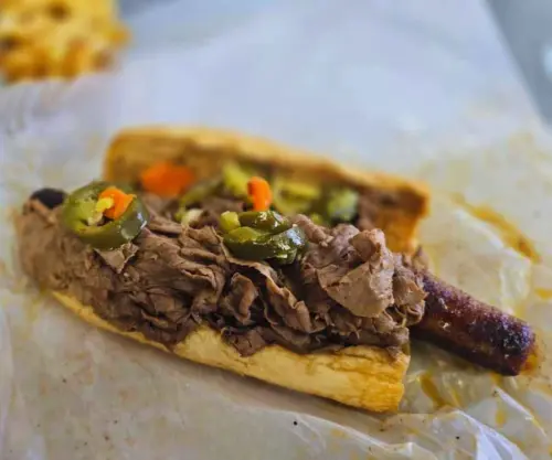perfect beef sandwich at tony's Italian beef in chicago