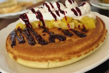 pancakes at eat art love in st. Petersburg florida