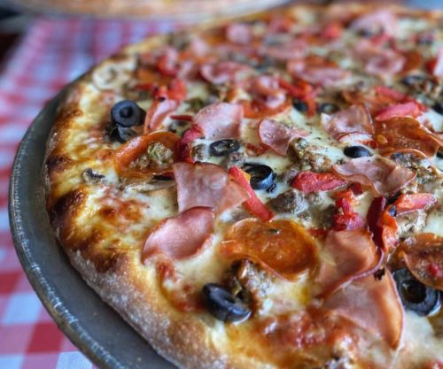 pizza at russo's new York pizzeria in pearland texas