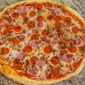 minchello's pizzeria in Lewisville texas