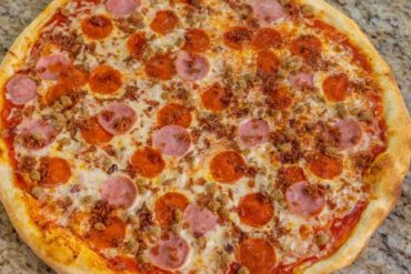 minchello's pizzeria in Lewisville texas