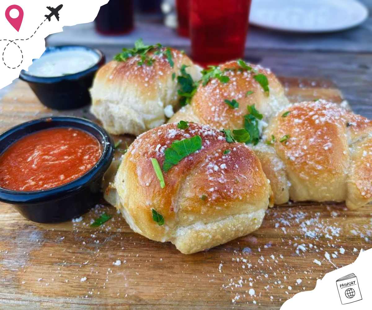 garlic knots at fortunate son in garland texas