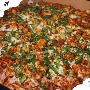 Chicken Tandoori Chicken Pizza at curry in a hurry in Kent washington
