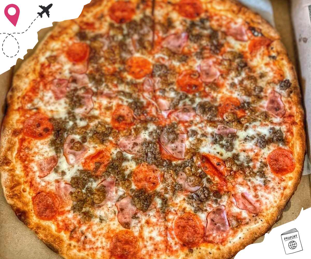 pepperoni ham and sausage pizza at Russo's new York pizzeria in Pearland texas