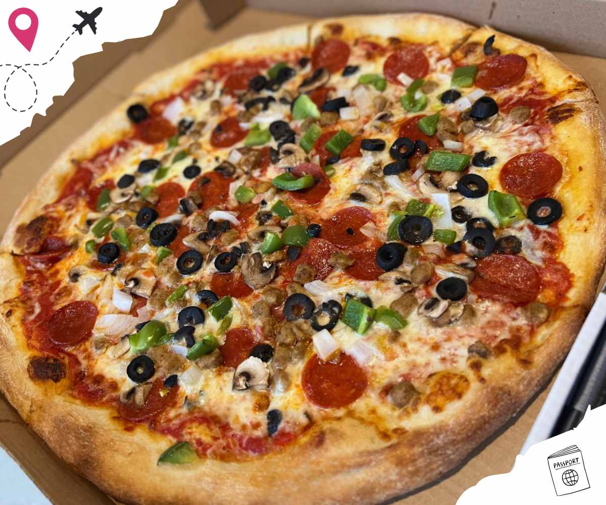 pizza at minchello's pizzeria in Lewisville tx
