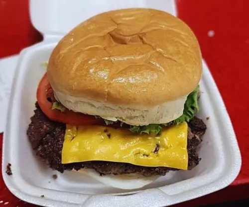 juicy burger at david's burgers in little rock arkansas