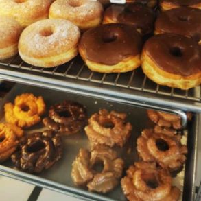 donuts at howard's donuts & deli in San Bernardino california