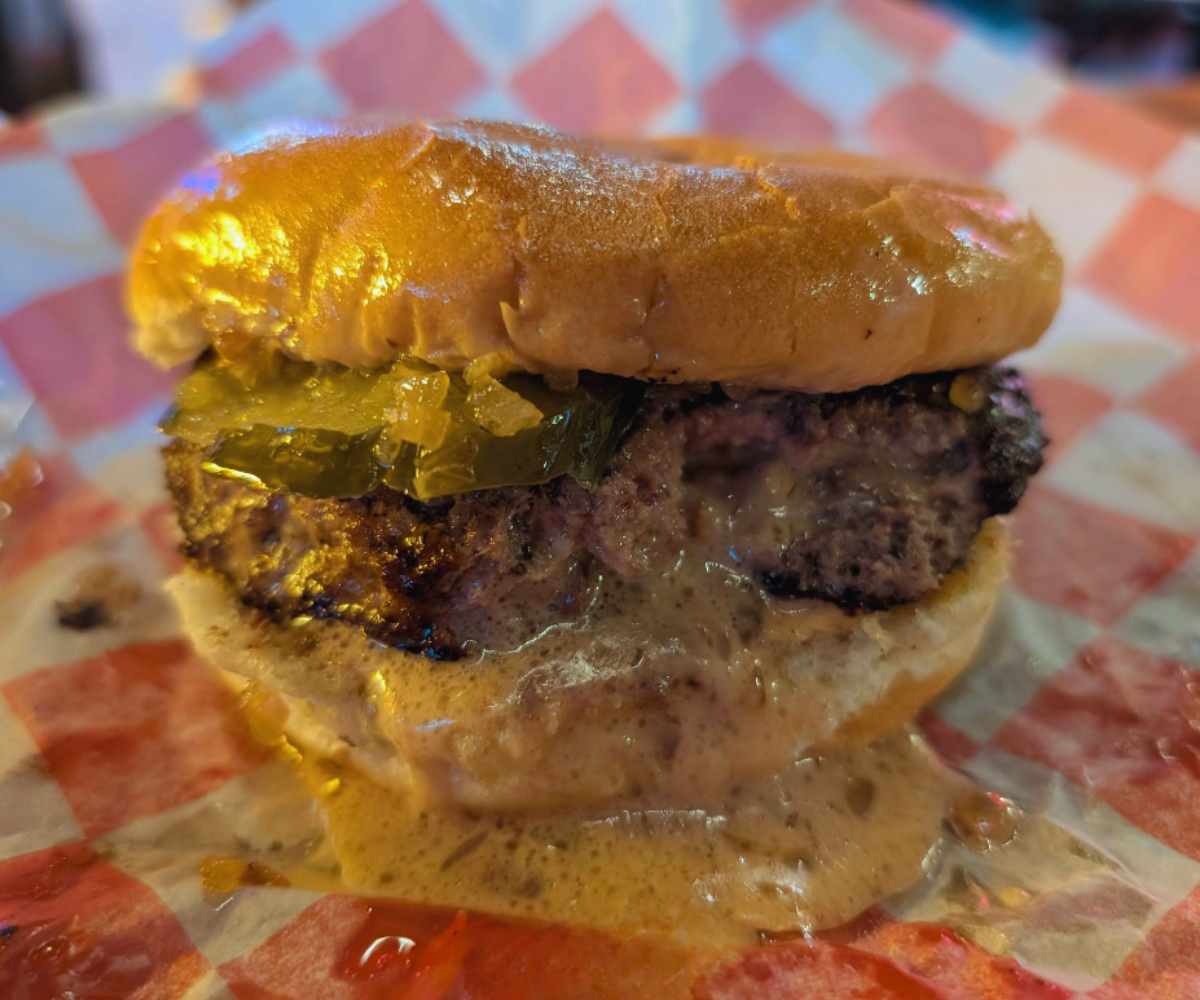 juicy Lucy burger at matt's bar in minneapolis MN