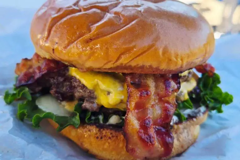burger at spelunker's burgers and frozen custard in front royal, VA