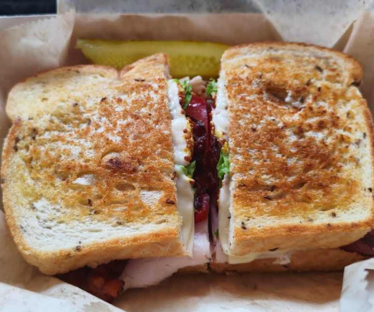 diamond deli in Akron ohio