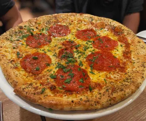 pizza at fiume's pizzeria in San Antonio texas
