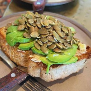 avocado toast at hustle & dough in memphis tennessee