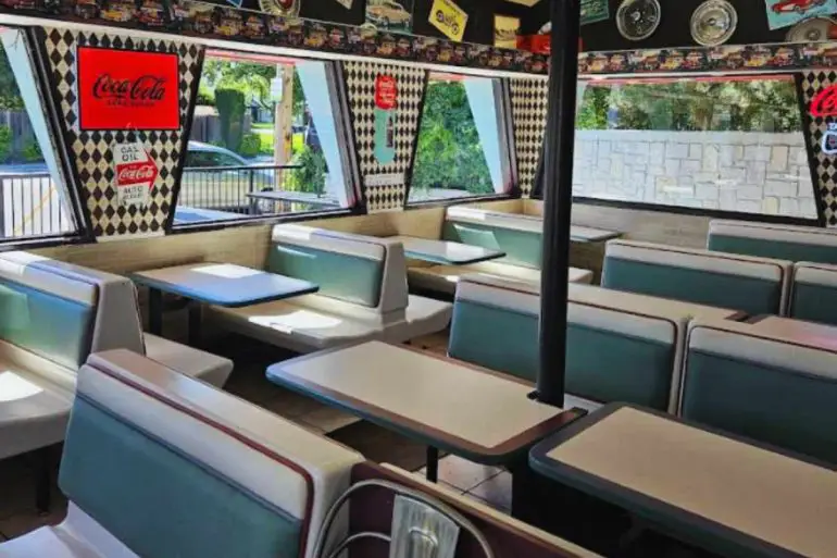 inside woody's drive in in Murray utah