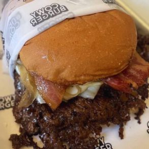 Cowy smash burger at Cowy Burgers in Miami fl