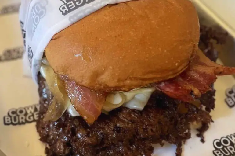 Cowy smash burger at Cowy Burgers in Miami fl